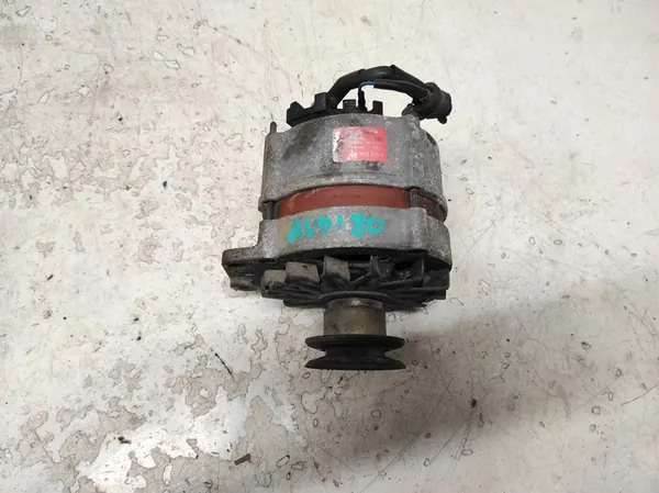 AUDI 80 B3 1.8 PM Vaihtovirtageneraattori image 3