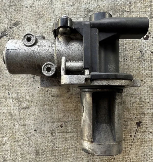 EGR-venttiili VW Audi Seat Skoda 1.9 TDI 038131501BF image 3