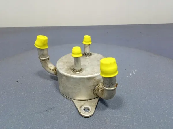 Refroidisseur d'huile Mazda 5 OEM 124100-6450 - Occasion image 10