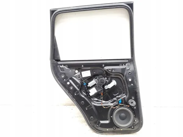 Moldura vidro porta traseira esquerda VW Touareg OEM 7L0959703C image 5