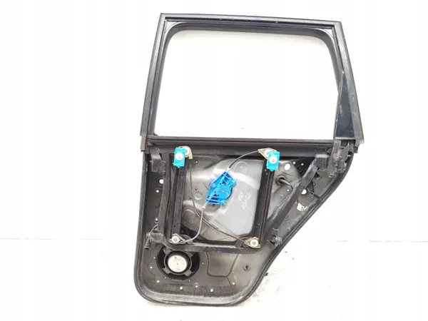 Moldura vidro porta traseira esquerda VW Touareg OEM 7L0959703C image 9