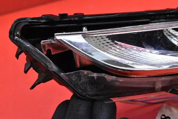 Faros derecho Citroen C4 Picasso 2013-2017 OEM 9676036280 image 9