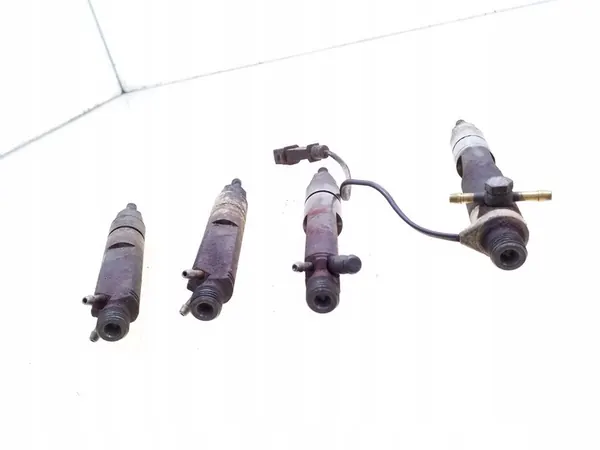 Iniettore FORD GALAXY 1.9L diesel 1998 image 3