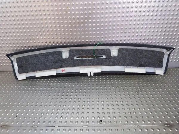 OEM S26372330 Dakrand Mercedes W212 AMG image 4