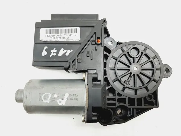 Oikean etuikkunan moottori Transporter T5 0130821998 image 3