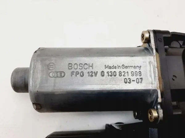 Oikean etuikkunan moottori Transporter T5 0130821998 image 6