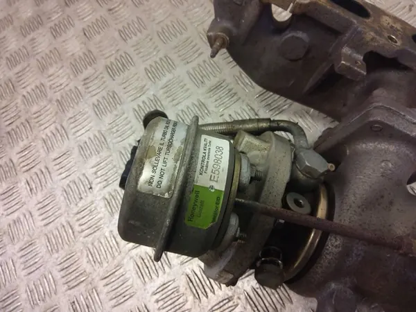 Jeep Renegade 1.4L Turboalimentador OE 55265386 image 9