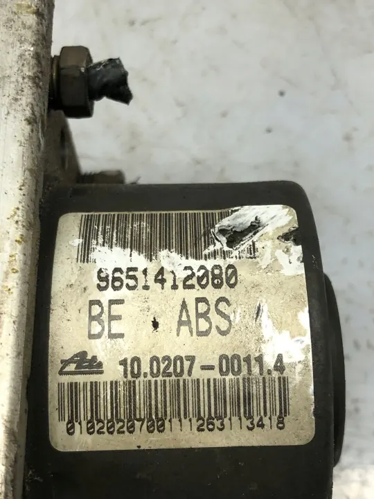 ABS-Pumpensteuergerät OEM 9651412080 - Gebraucht image 6