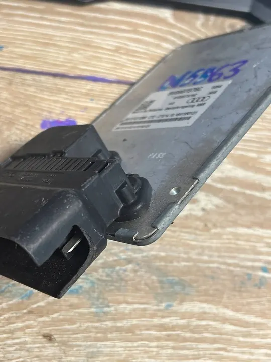 Module de suspension Audi A3 S3 8V 2016 8V0907376C image 1