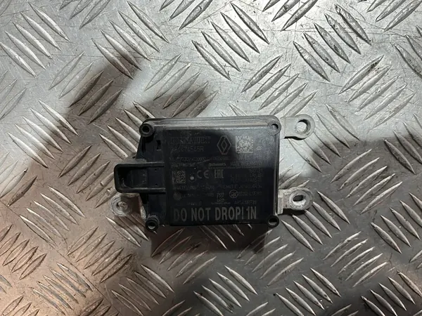 Radar Sensor Renault Captur II 1.3 TCE 2020 OEM 284474545R image 2