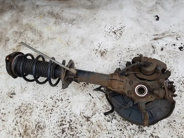 Snodo ammortizzatore sinistro Audi A3 8P 1.4 TSI image 5