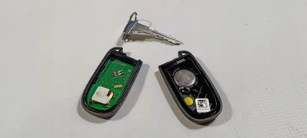Télécommande OEM 05026676AH pour Dodge Charger/Challenger image 8