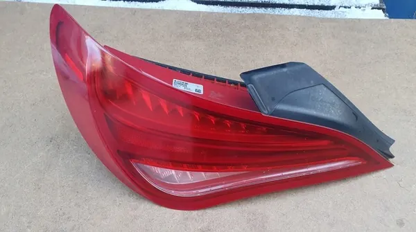 Lámpara trasera izquierda Mercedes W117 C117 CLA Sedan image 2