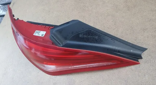 Lámpara trasera izquierda Mercedes W117 C117 CLA Sedan image 4