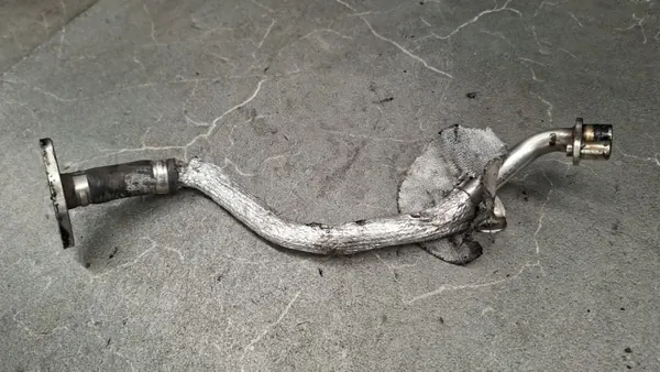 Conducto de aceite turbo A6541808000 Mercedes W205 1.9L image 2