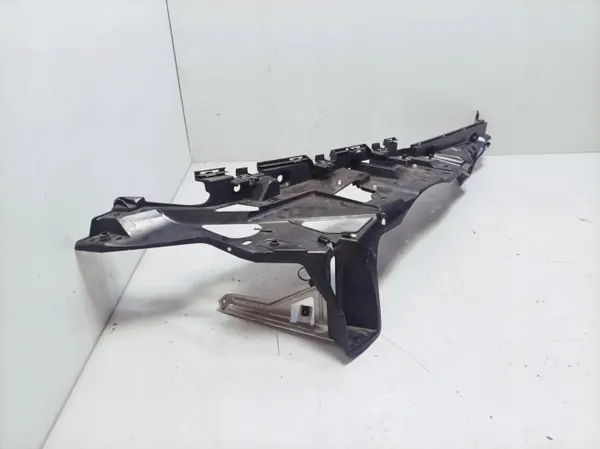 BMW I8 Oikea takasuoja OEM 7336312 - Käytetty image 3