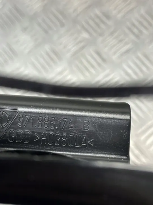 Porsche OE 971886174B Support dossier siège Taycan image 8