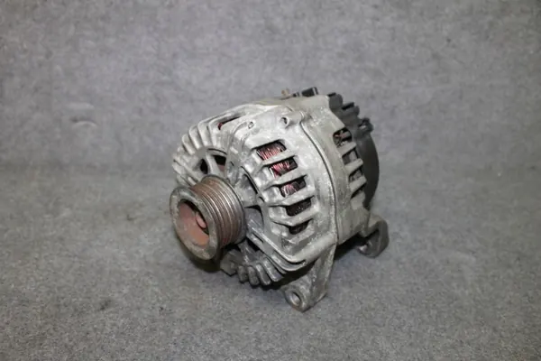 BMW F10 F01 E70 E71 2.5D 3.0D 3.5D N57 Dynamo 180A 7803724 image 2