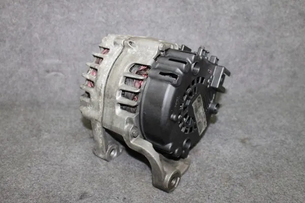 BMW F10 F01 E70 E71 2.5D 3.0D 3.5D N57 Dynamo 180A 7803724 image 4