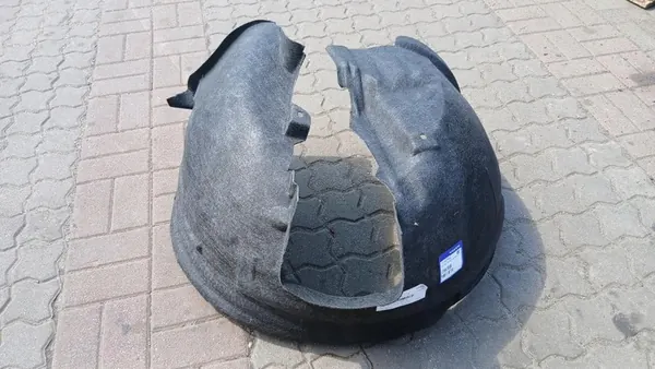 Right Front Wheel Arch Volvo XC60 image 2