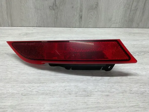 Land Rover Discovery 5 Nebelschlussleuchte HY3215K272AA image 2