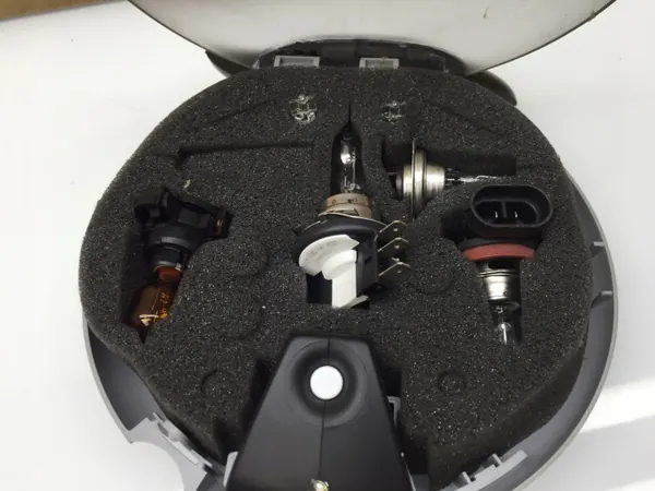 Triângulo de Aviso Alfa Romeo OEM - Estado Usado image 4