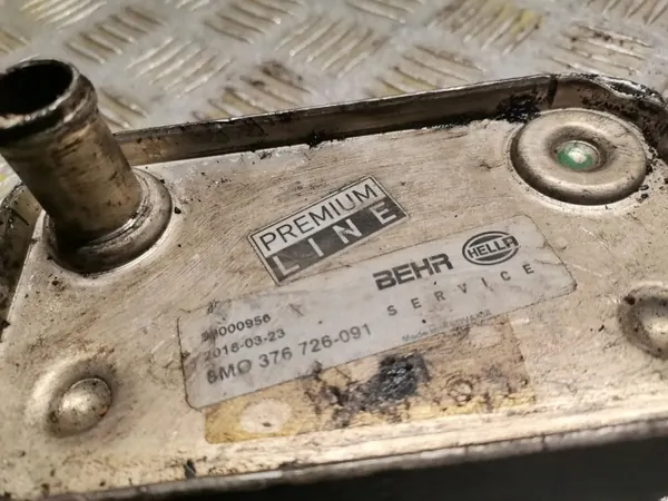 Arrefecedor óleo caixa Mercedes-Benz C W203 OEM 8M0376726 image 4