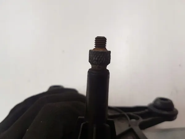 Scheibenwischermotor CITROËN C4 II 1.6L Diesel 2012 image 6