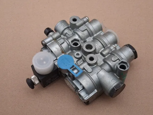 VANNE ECAS RENAULT PREMIUM image 9