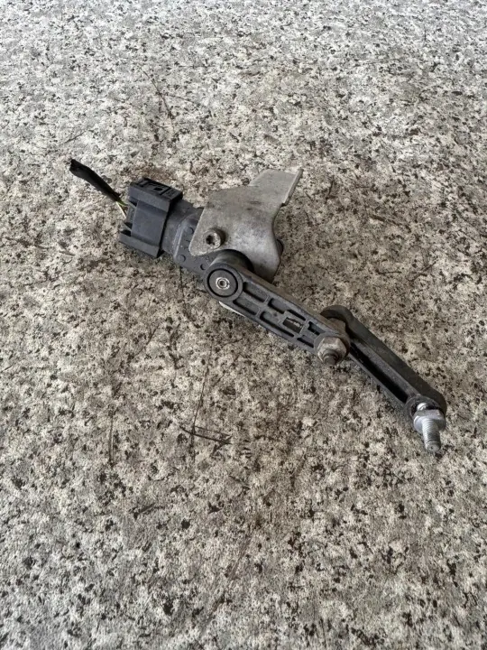 Höger Nivåsensor OEM 31360329 för Volvo XC60 II image 5