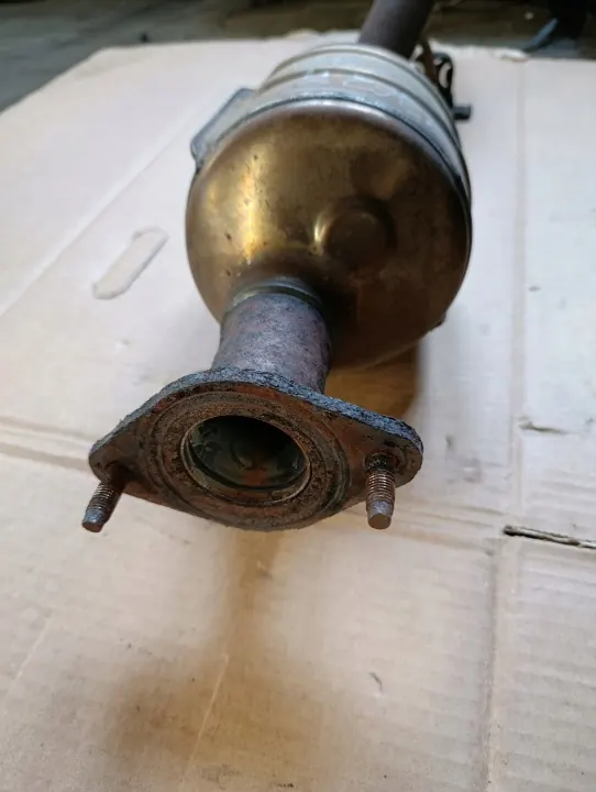 Catalyseur Nissan OE 208027560R - Occasion image 3
