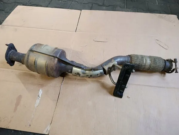 Catalyseur Nissan OE 208027560R - Occasion image 4