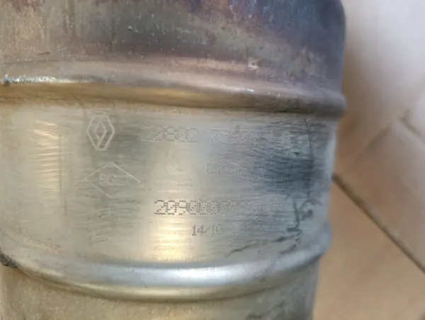 Catalyseur Nissan OE 208027560R - Occasion image 5