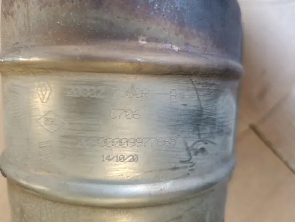 Catalyseur Nissan OE 208027560R - Occasion image 6
