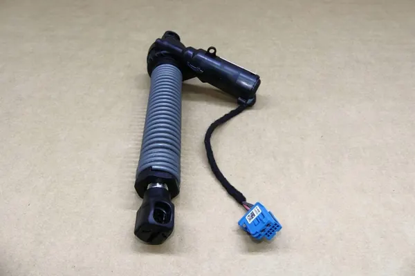 Muelle OEM 7487636 BMW para maletero 4 G22 image 4