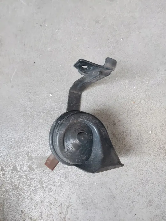 Bocina Renault OE 256104488R para Megane IV - Usado image 2