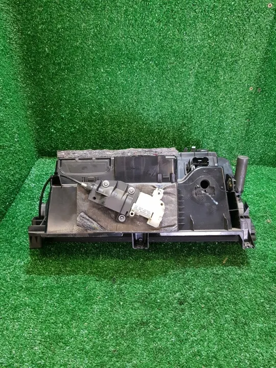 Luveta passageiro Audi Q7 OEM 4L1857035E 3B0959782A image 3