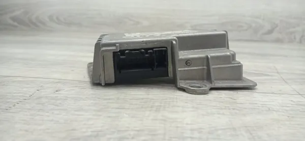 Turvatyynyohjain OEM 8200528764 Clio III:lle image 4