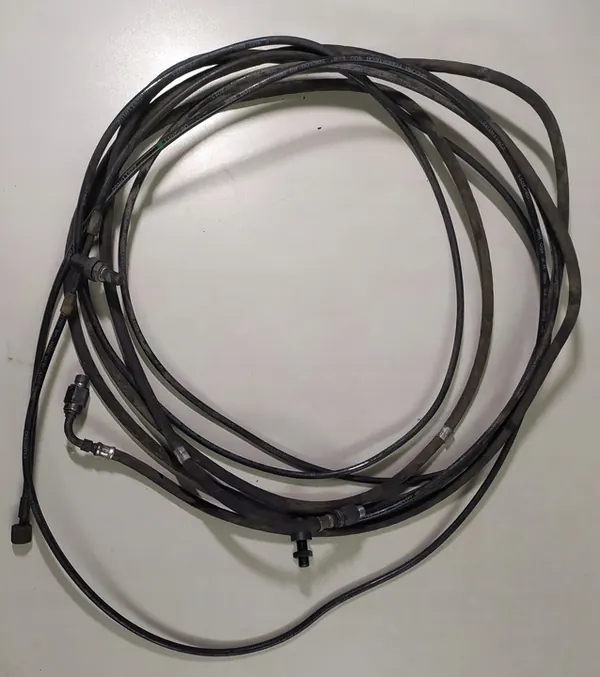 SCANIA R 420 Tuyaux de levage de cabine OEM 1234567 image 1