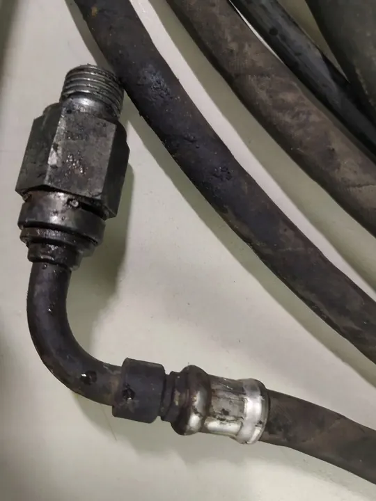 SCANIA R 420 Tuyaux de levage de cabine OEM 1234567 image 2