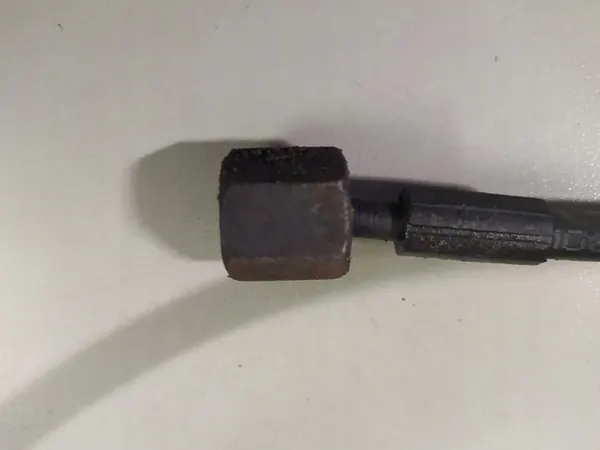 SCANIA R 420 Tuyaux de levage de cabine OEM 1234567 image 4