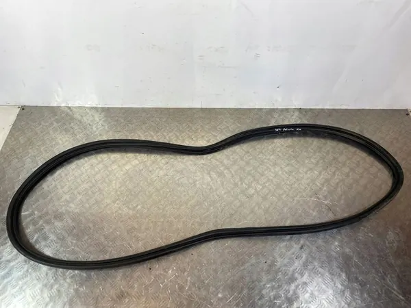 Joint de coffre Polestar 2 2023 image 2