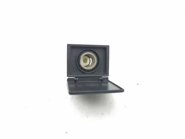 Nissan 350Z 2004 Framtändaruttag OEM AMD213892 image 3