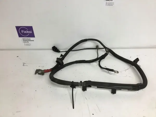 Pluspol-Klemme OEM FXK658 für Audi A4 S4 B6 image 2