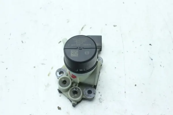 Pompe AdBlue OEM F01C070012 pour VW Crafter II 2.0 BiTDI image 4