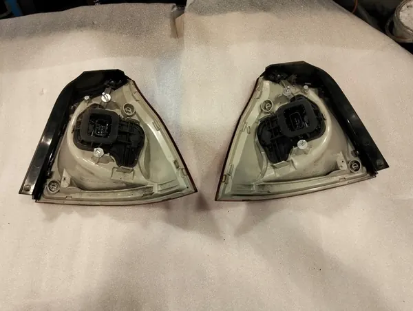 Golf V HB Höger eller vänster bakljus image 4