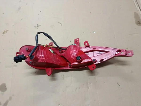 Luz de nevoeiro traseira esquerda OEM 92405-N7020 Hyundai Tucson IV image 3