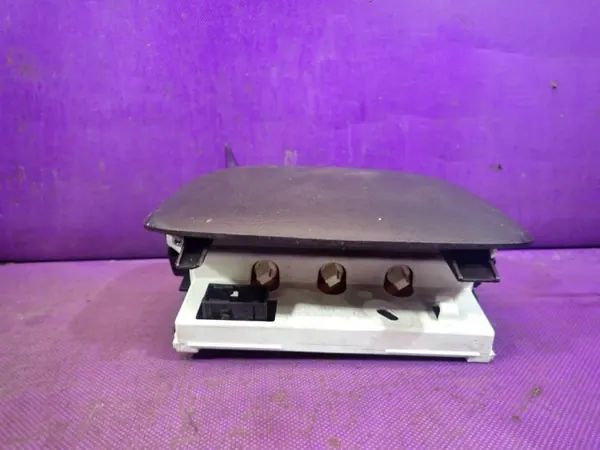 Peugeot 307 01-05 radio display OEM 9646652577 image 4