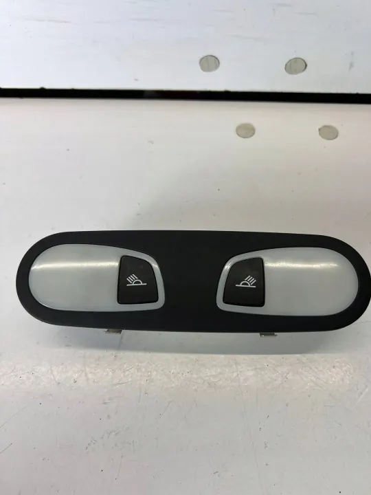 Audi A7 S7 4G 2011 Framstolsbelysning OEM 4G0947111 image 2