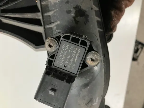 Turbo-imuputki OEM 4G0145673Q Audi A6 C7 2.0 TDI:lle image 4